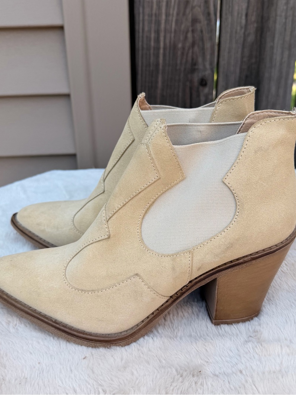 Lascana Cream Suede Pointed Ankle Booties with Block Heel size 9
